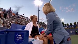 „A spus că probele Simonei Halep au fost măsluite în laborator!" Jurnaliștii din SUA, „șocați" de doctorul ORL al româncei