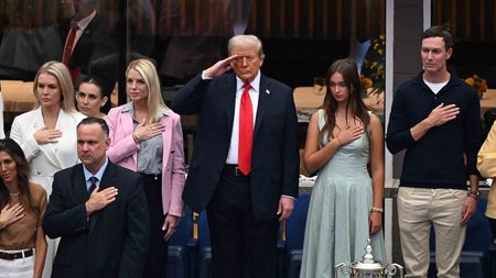 Trump a fost huiduit la finala US Open, dar Casa Albă a intervenit în forță: „Creier de dimensiunea unui bob de mazăre”