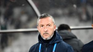 Lista lui Meme Stoica. Întrebările șefului FCSB pentru Vassaras și solicitarea care bulversează FRF: cere înregistrările din camera VAR!
