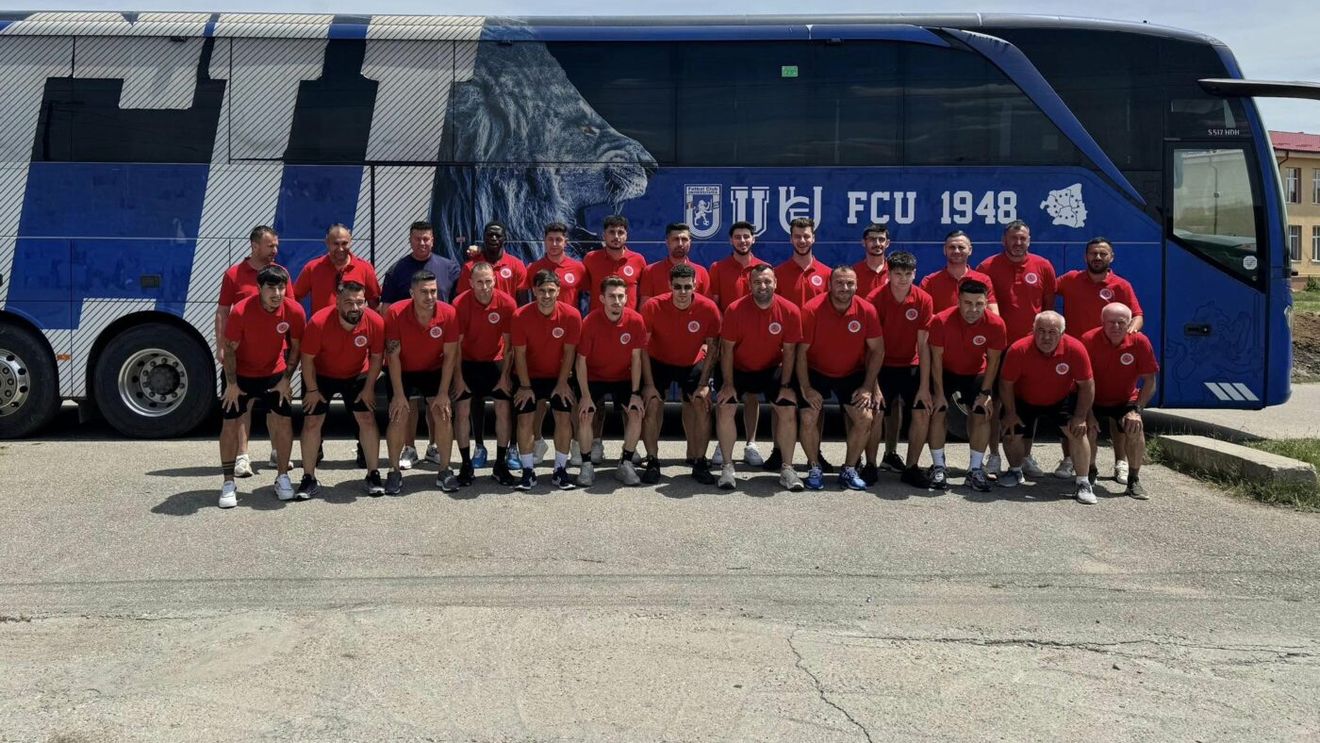 Cine foloseşte acum autocarul lui Adrian Mititelu, „Oltenia Force One”, care a avut parte de o prezentare publică acum 5 ani