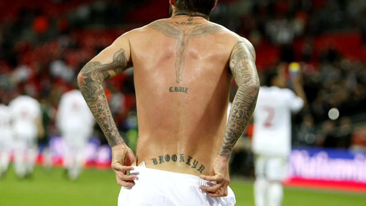 Extravaganță la maxim!** Beckham vrea să-și tatueze penisul