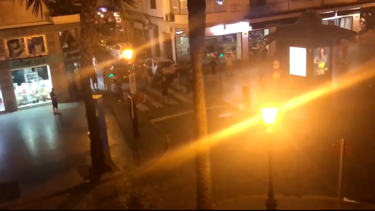 VIDEO | Ultrașii englezi au speriat orașul Sevilla! Imaginile haosului provocat de fani înainte de Spania - Anglia