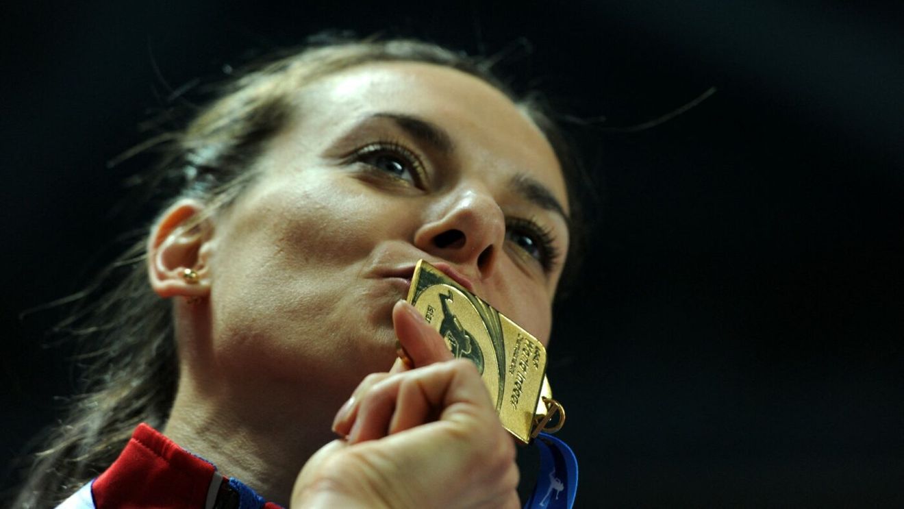 Rusoaica Isinbayeva își strigă nedreptatea! Marea campioană acuză: „Am fost sacrificată pentru jocuri politice! Am plâns de furie!”