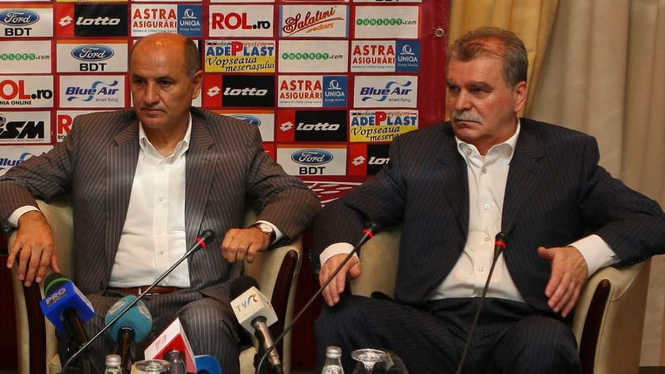 "Rapid - Pandurii se va juca fără nocturnă!** Țeparii internaționali Copos și 'Vamă' au de dat 540.000 de lei!"