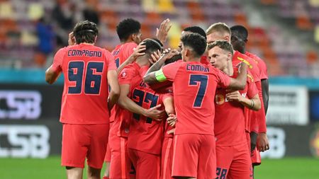 FCSB - UTA 2-1, în etapa 14 din Superliga. Probă de caracter, roș-albaștrii câștigă după umilința din Conference League