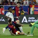 Fază controversată în prelungirile primei reprize! Arbitrul a dictat penalty pentru Real Madrid, dar l-a anulat pentru un ofsaid la Vinicius