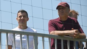 Transferul momentului la Rapid. Fotbalistul era legitimat la echipa de Serie A, dar a semnat pe 4 ani cu formația din Giulești