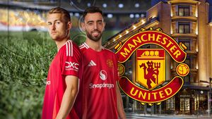 Manchester United, pe urmele rivalei Arsenal! Gigantul din Premier League, decizie radicală înaintea partidei cu FCSB! Câți suporteri vor face deplasarea din Anglia pentru duelul de pe Arena Națională. SPECIAL