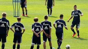 Un star din Bundesliga a petrecut până dimineața în timpul pandemiei de coronavirus și a declanșat un scandal monstru! A fost chemată Poliția: "Mi-a spus că nu se va mai întâmpla"