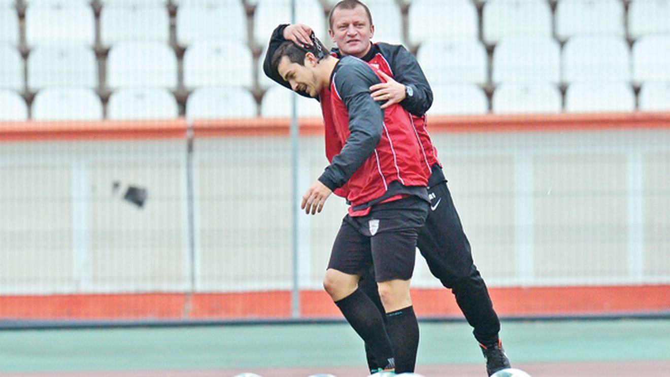 Munteanu: "Domnii mei jucători să înțeleagă că pentru ei muncesc!"