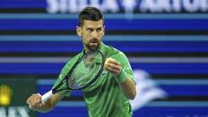 Novak Djokovic a jucat cu ochiul umflat în finala de la Miami. Nu a vrut să spună ce s-a întâmplat, dar presa sârbă a aflat