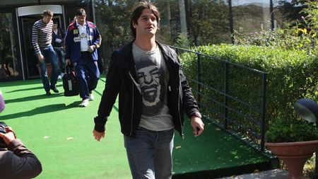 Victor Becali e sigur:** "Chivu nu s-a retras din cauza lui Răzvan!"