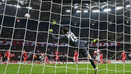 Momentul de sclipire al lui Baba Alhassan. Mijlocașul de la FCSB explică eurogolul care a decis derby-ul cu Dinamo. „Nu aveam opţiunea asta”