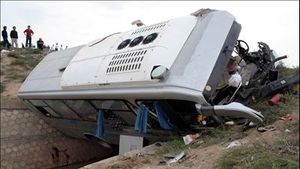 TRAGEDIE! 15 fotbaliști nigerieni au murit într-un accident rutier!