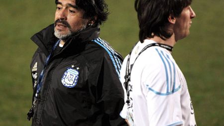 Francescoli crede că "regele" Maradona a fost detronat:** "Messi este mai bun"