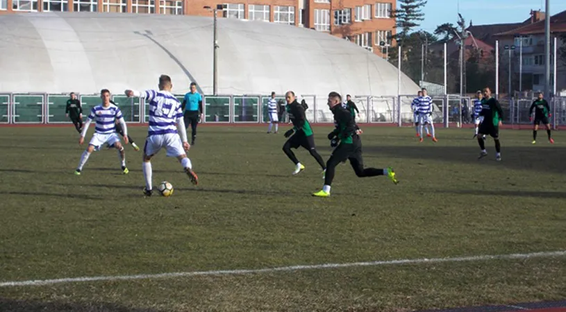 ASU Politehnica a terminat fără gol marcat amicalul cu Dumbrăvița!** Paraguayanul care a dat probe și la UTA l-a impresionat pe Petruescu și rămâne la Timișoara