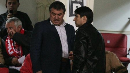 Săgeți către Pițurcă:** "Când o echipă nu are rezultate, se schimbă antrenorul!"