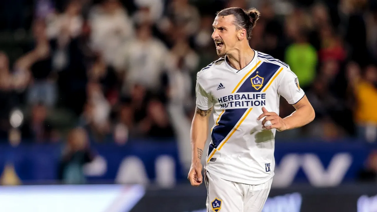 OFICIAL | Ibrahimovic a semnat! Anunțul clubului: 