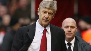 Arsene Wenger și-a prelungit contractul cu Arsenal până în 2013