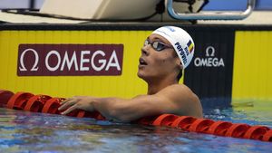 David Popovici și exemplul criptomonedelor care îl transformau în miliardar în euro pe Dan Negru. Reacția vedetei TV în scandalul momentului cu bolidul Porsche al campionului olimpic