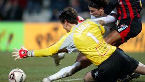 Lloris: "Trebuie să învingem Steaua cu orice preț!"