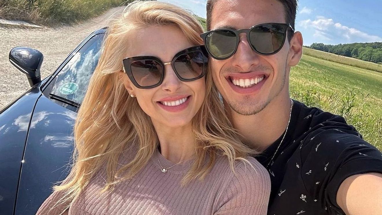 După ce a fost intens criticată că s-a cuplat cu tenismenul Victor Cornea, Andreea Bălan a rupt tăcerea despre relația lor: „Eu arăt cu 10 ani mai tânără”