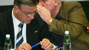 Dragomir: "N-am să mă dezic niciodată de Mircea Sandu"