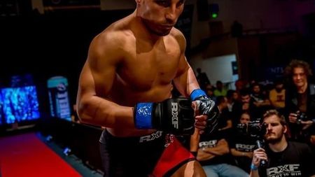 Tragedie în MMA! Luptătorul român Cosmin Dușa a murit la Chișinău: "Mama lui ne-a spus că a leșinat de două ori în ultimele șase luni"