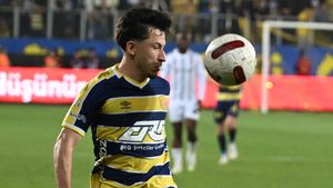 Giovanni Becali are treabă multă. Transferul lui Moruțan în Serie A, la un preț accesibil