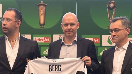Legia și-a numit antrenor de top: Henning Berg este tehnicianul fostei adversare a Stelei. Lista de super-transferuri a ex-starului de la Man. United