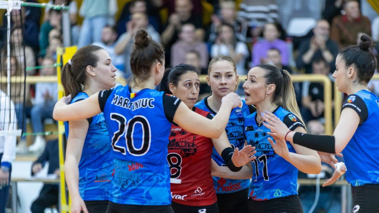 CSM Lugoj a pierdut cu 3-0 returul finalei Cupei Challenge de volei feminin, cu formația italiană Reale Mutua Fenera Chieri