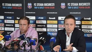 SMS-ul care trădează tensiunea de la Steaua!** MM, disperat după jocul cu Chiajna să oprească furia lui Becali: "Vrei să ne distrugi?"