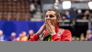 CSM București a transferat un portar în mare formă, care a marcat două goluri în ultimul meci din cupele europene! Rostov Don, cel mai probabil adversar în „sferturile" Ligii Campionilor