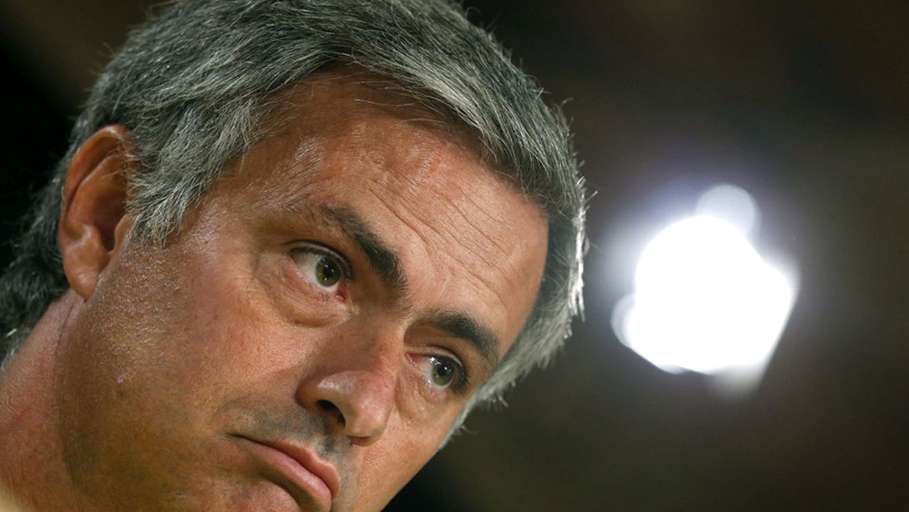220 de milioane â‚¬ pentru trei trofee. Cele mai mari țepe luate de Mourinho la Real