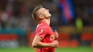 Dezvăluiri bombă făcute de Giovanni Becali despre transferul lui Florin Tănase la Al Jazira: „S-au luat bani buni! Am vorbit cu Gigi!”. Decizia luată de patronul lui FCSB