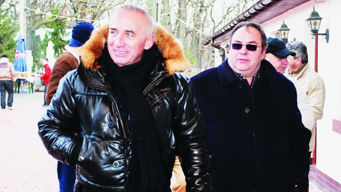 Galațiul se ferește de brichete