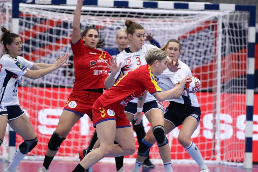 denisa dedu si cristina laslo