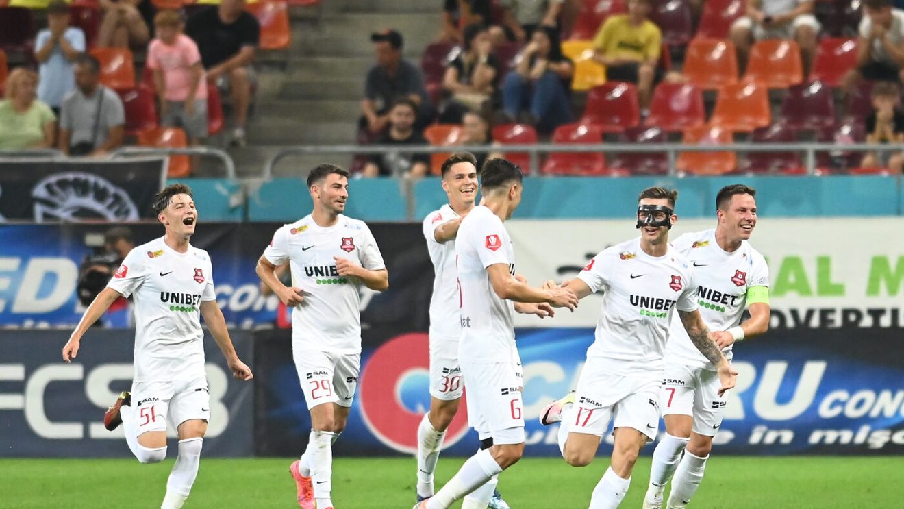 Transferul care poate salva clubul din Superliga: atacantul are o ofertă de top din străinătate, deși e dorit și de CFR Cluj și Universitatea Craiova!