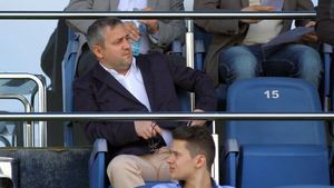 BREAKING NEWS | Mihai Rotaru, în stare critică la spital! „Infecția cu Covid-19 I-a afectat grav plămânii!” Dezvăluirile familiei