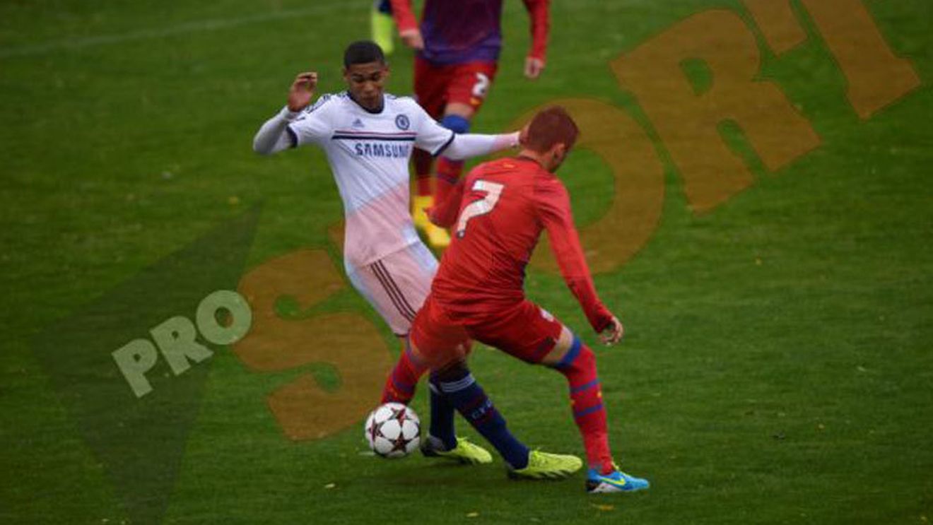 Steaua U19, bătută de atletul perfect! Nu are rival pe 100 m, dar a fost luat la fotbal de Chelsea. Când poate debuta în Premier League