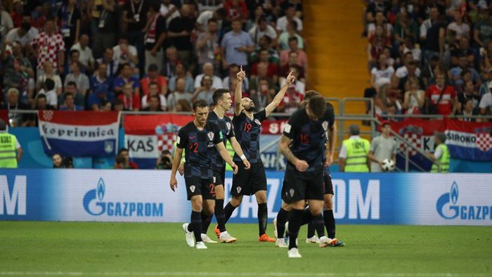 "My name is Badelj. Milan Badelj". Croația se impune cu un gol în minutul 90 și trimite Islanda "acasson". Cronica meciului