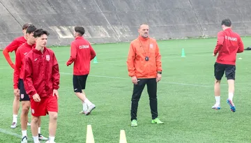 Întăriri la CS Dinamo, în plină luptă pentru evitarea retrogradare! Cinci noi jucători la antrenamentele lui Boris Keca