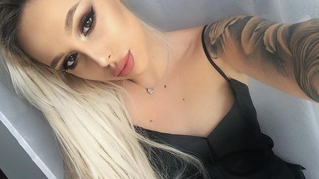 Soția unui jucător din Liga 1 a născut în plină criză de coronavirus | GALERIE FOTO