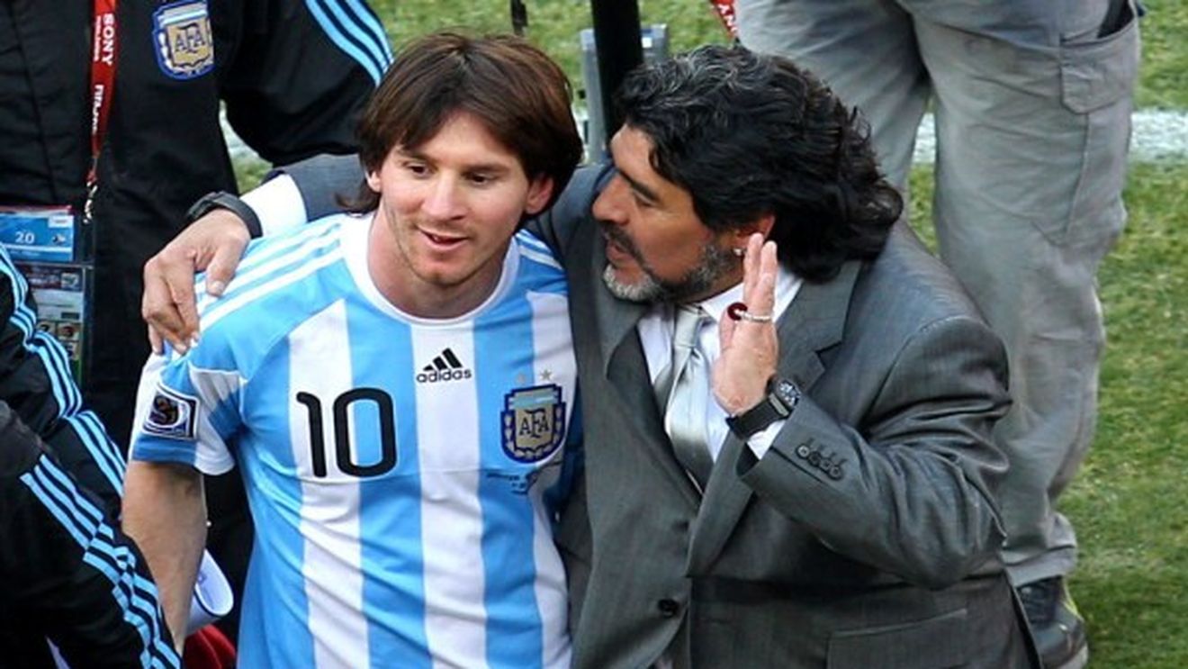 Încă una a la Maradona:** "Un singur lucru ne diferențiază pe mine și Messi de ceilalți" Cum poate inventa fotbalul pe cineva mai mare decât "piticul" Barcei