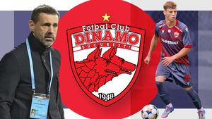 Povestea incredibilă a moldoveanului olimpic la istorie care a semnat pe 5 ani cu Dinamo: ignorat chiar de „câini”, a ajuns să joace derby-uri cu Lungulețu și Cojasca, iar acum poate fi titular la debutul în Superliga. „După 30 de minute m-a chemat antrenorul și mi-a spus să-l iau repede, că e ce trebuie”. EXCLUSIV