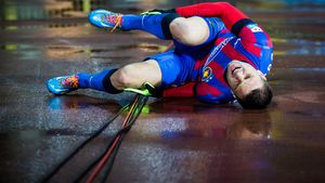 Soț mai presus de fotbalist. Adi Popa nu face deplasarea la Brașov pentru că se însoară. Cine îi ia locul în primul "11"