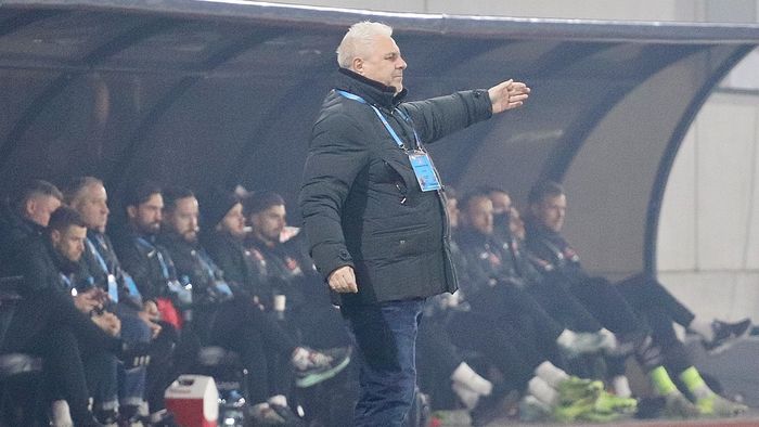 Marius Șumudică s-a dezlănțuit când a fost întrebat despre un posibil „blat” cu Măldărășanu și Niculae: „Te duci la pușcărie!”