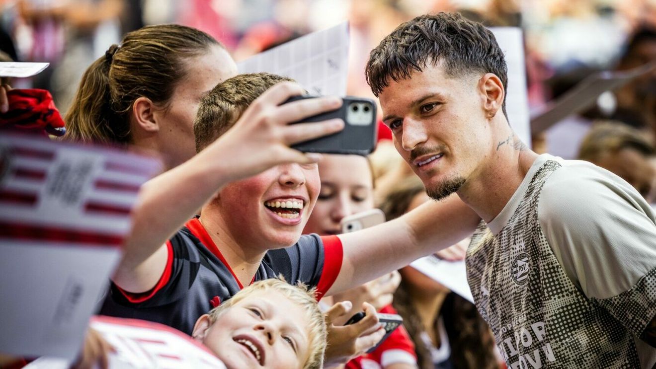 Unde se va transfera Dennis Man de la PSV. Giovanni Becali e convins că se va îmbogăți: „Va lua 7-8 milioane de euro salariu”