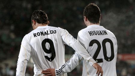 BarÃ§a și Real, umăr la umăr înainte de 'El Clasico'! VIDEO** Vezi cum au jucat în ultima etapă