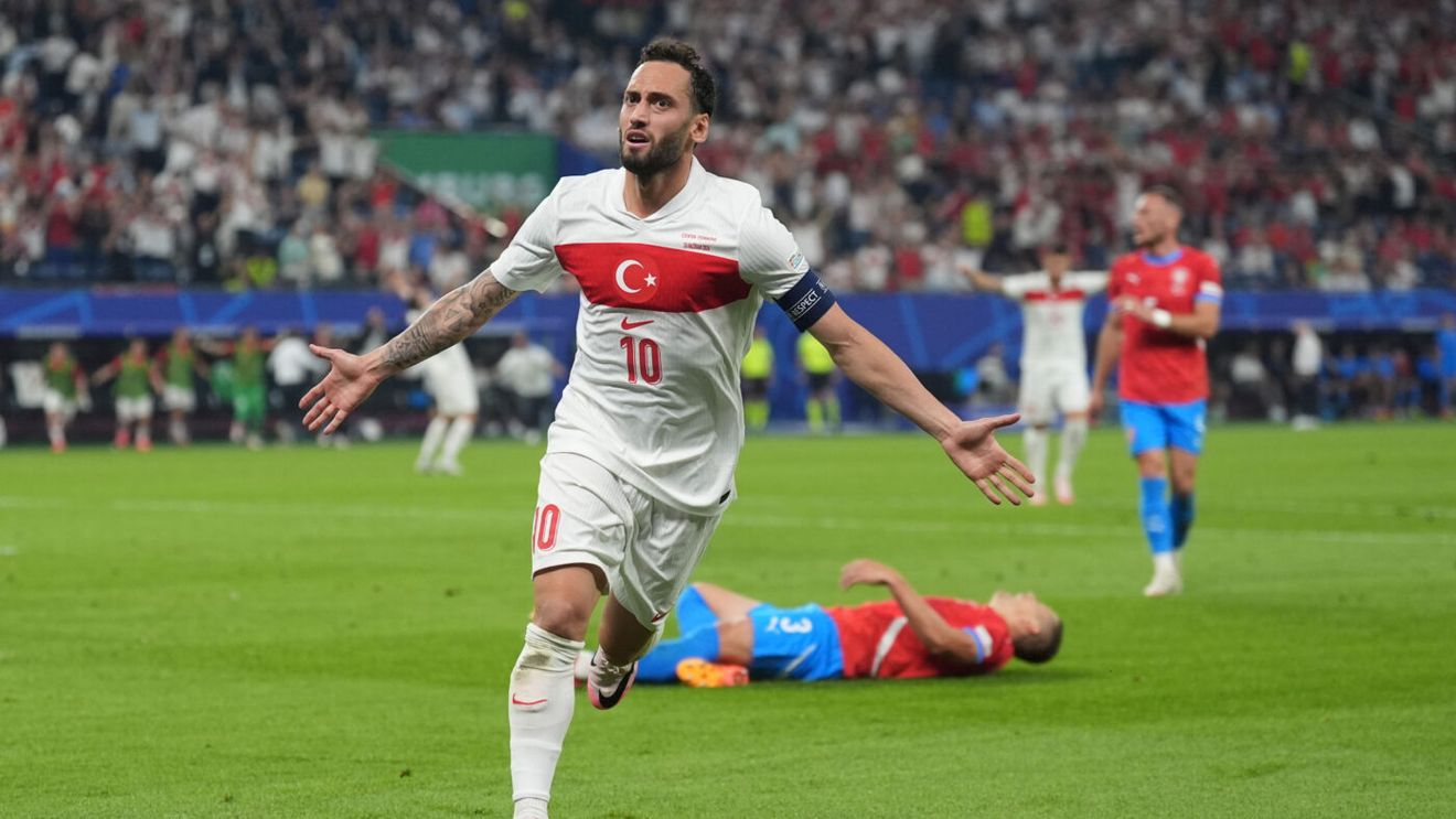 Reacția tulburătoare a lui Hakan Calhanoglu, după Olanda - Turcia 2-1! Care a fost greșeala fatală a naționalei lui Montella: „Mi-aș fi dorit să nu facem asta!”